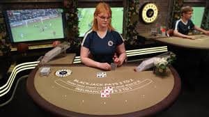 Dragon Tiger rapid-play card game at live dealer table